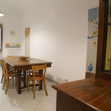 La Casa Di Enrica Apartment *